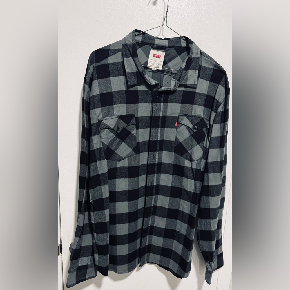 Levi's Plaid Casual Shirt